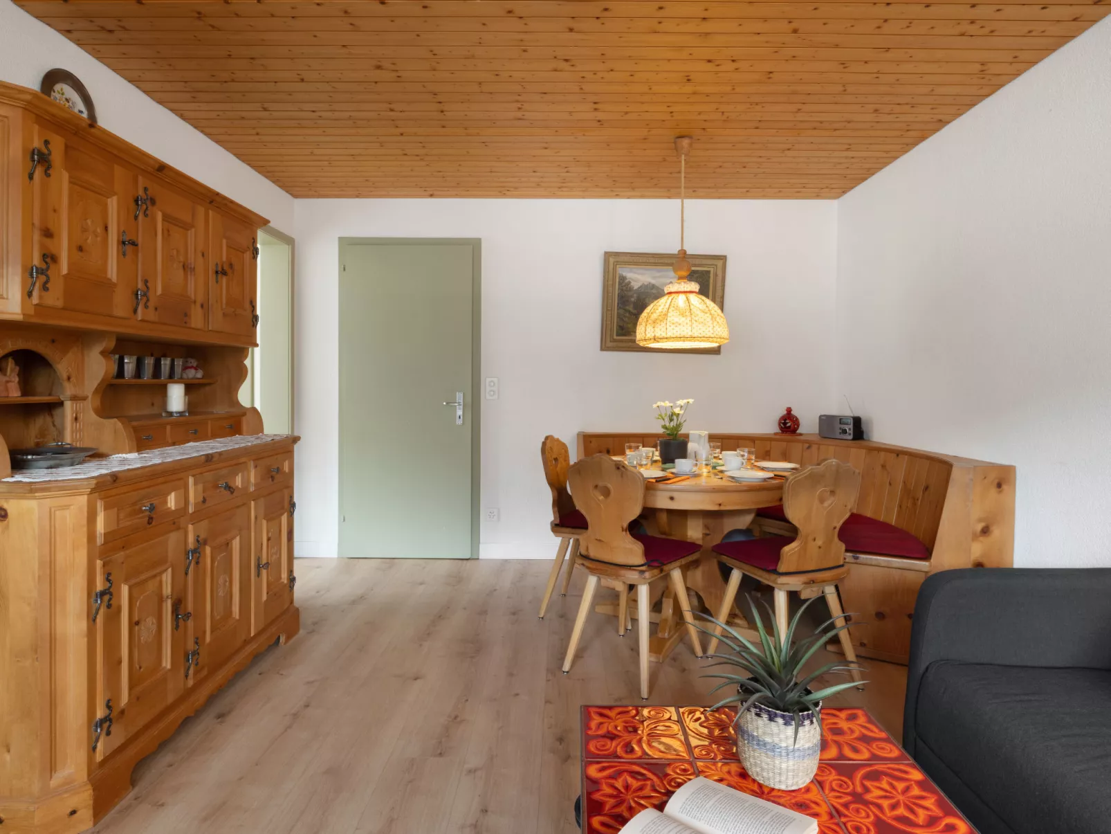 Apartmen Nölly-Drinnen