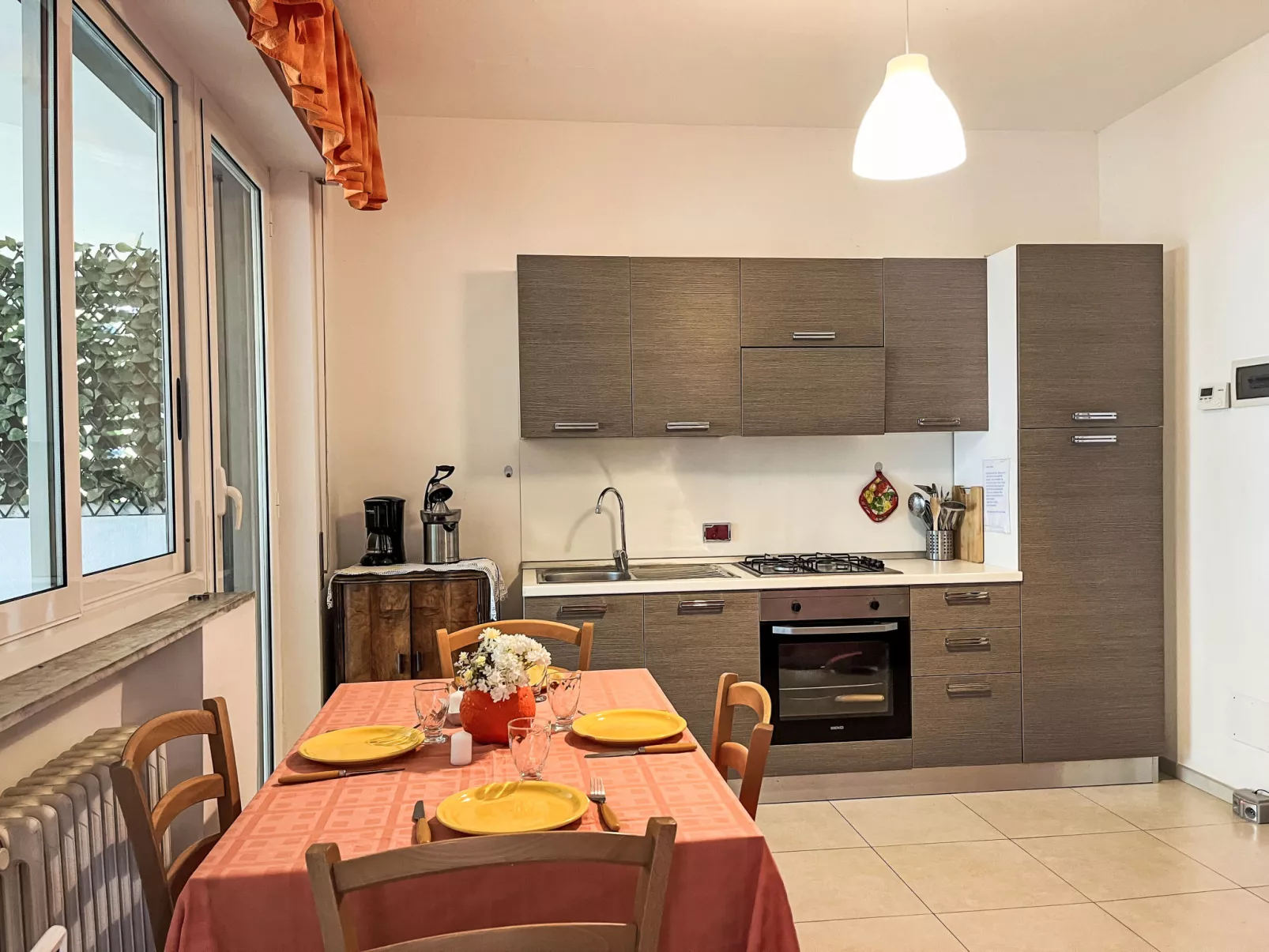 Arancio di Liguria (PGI211)-Inside