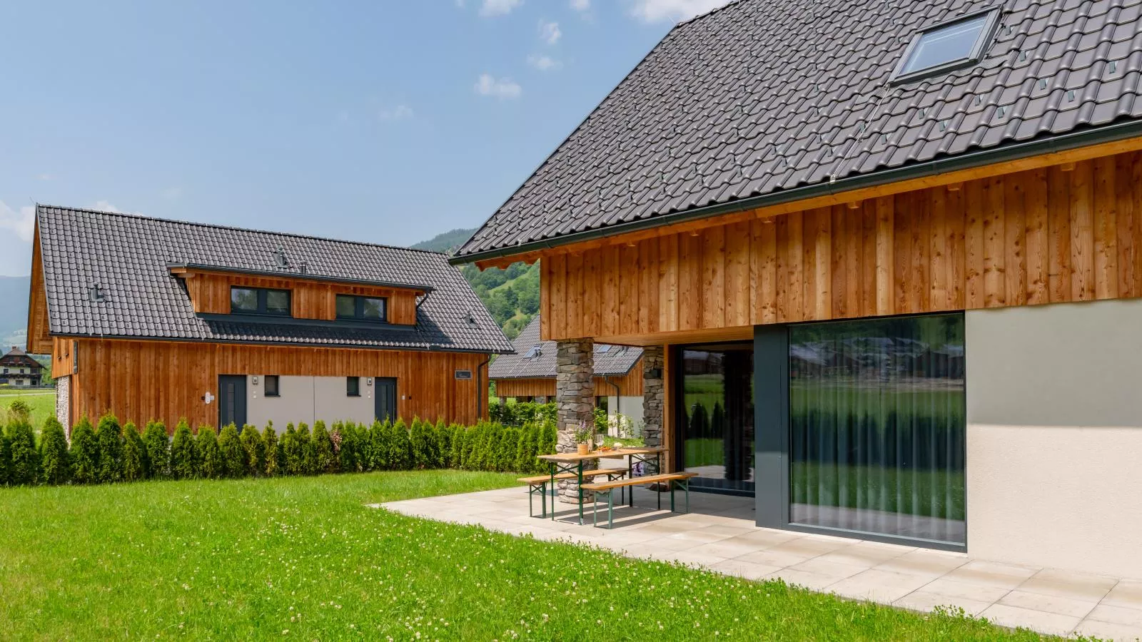 Bergzicht-Exterior in summer
