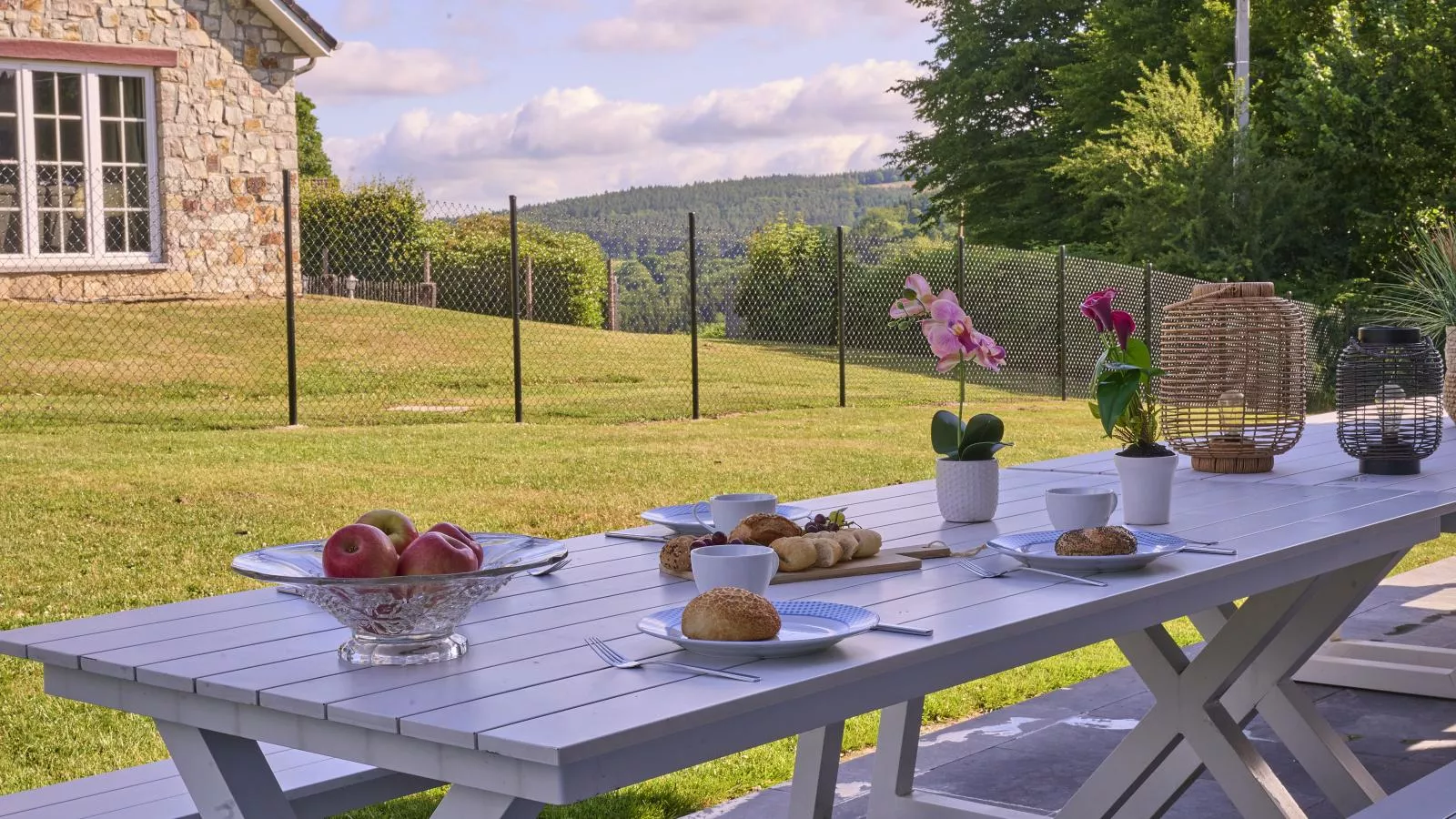 Sur les Thiers-Terrace balcony