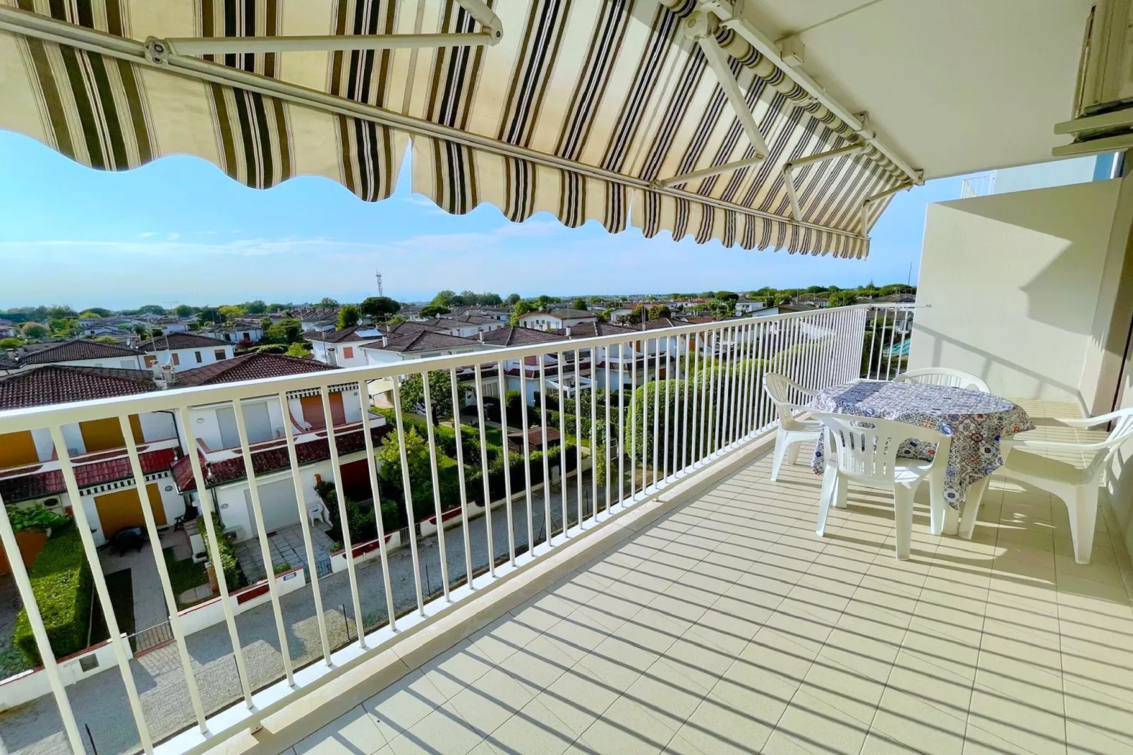 Garden 26-Terrace balcony