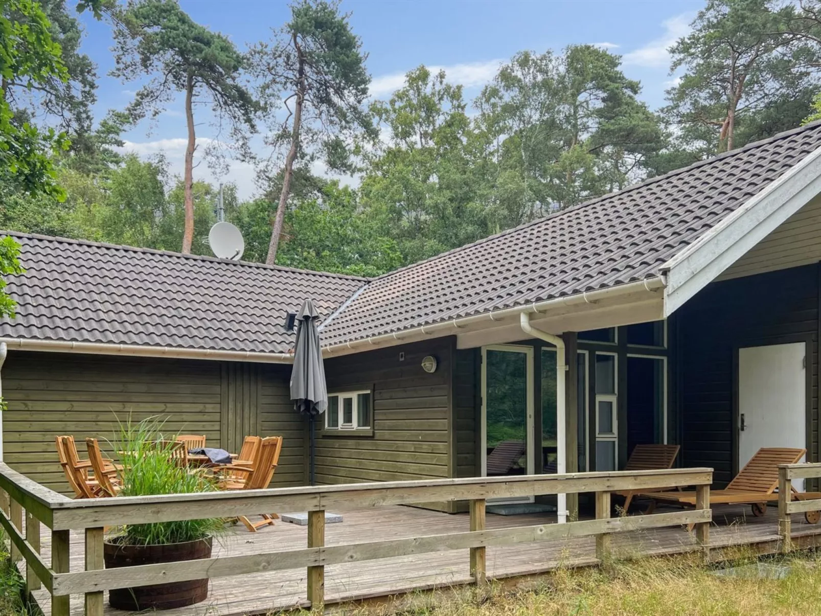 "Ellynor" - 600m from the sea-Dehors