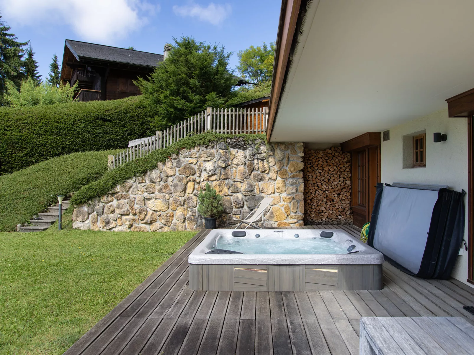 Chalet Nirvana-Outside