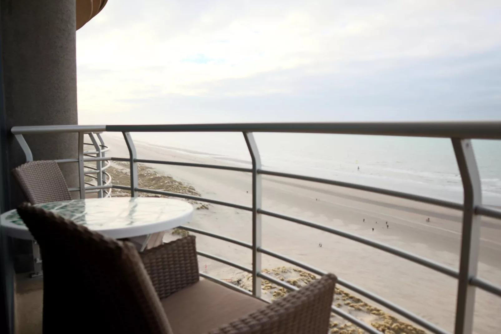 SEASIGHT BC / B1403-Terrasse/Balkon