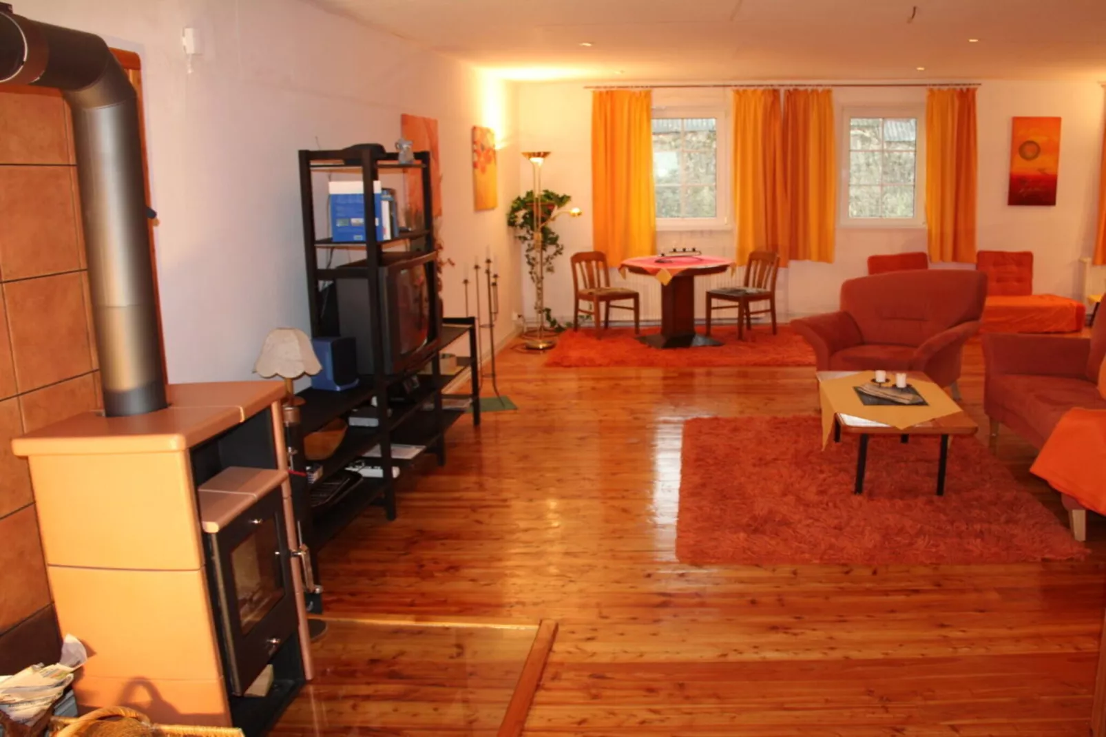 231467-Living room