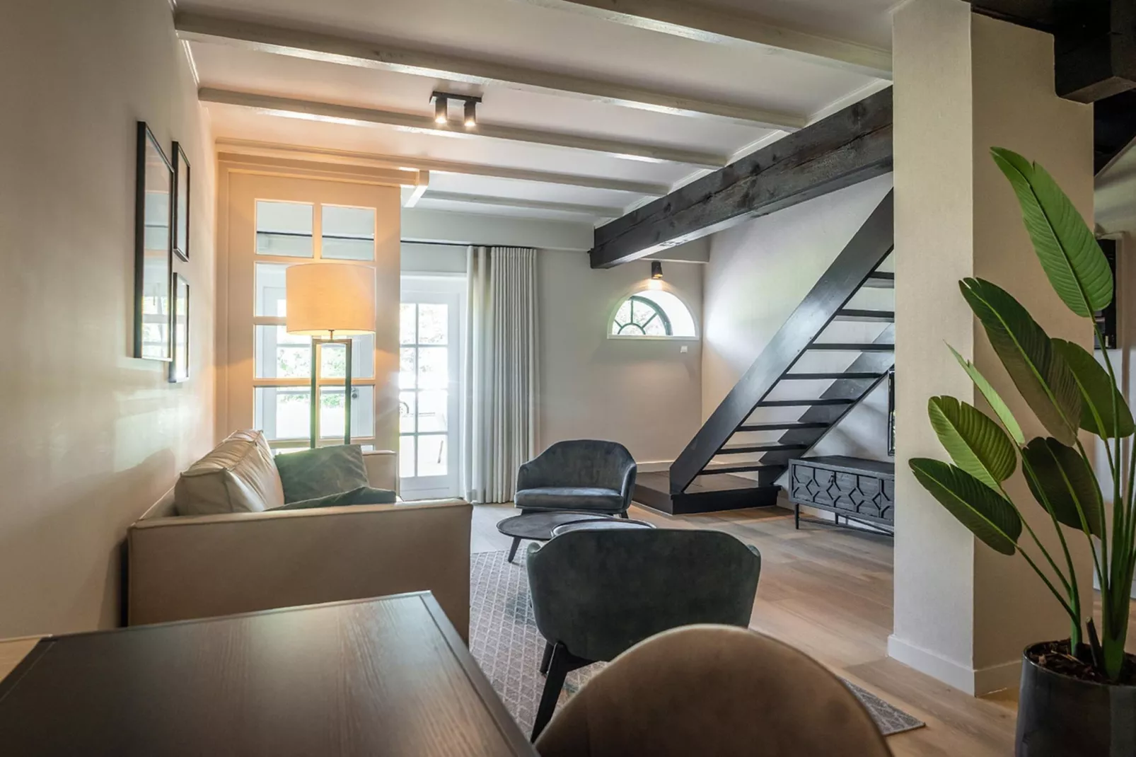 App Hoeve Holland S2-Salon