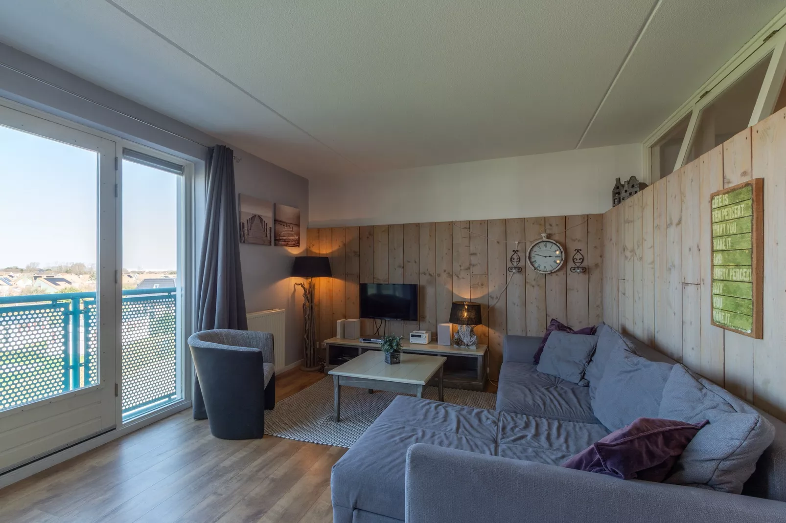 Strandslag 193-Living room