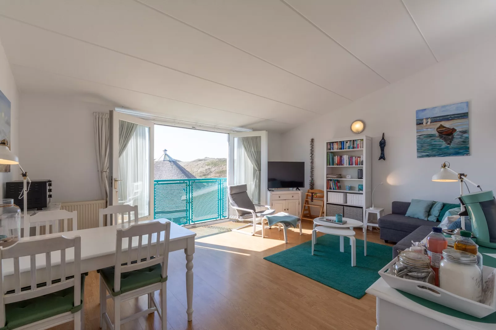 Strandslag 225-Living room