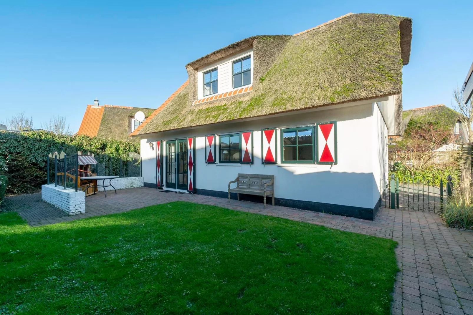 De Buitenplaats 145-Exterior in summer