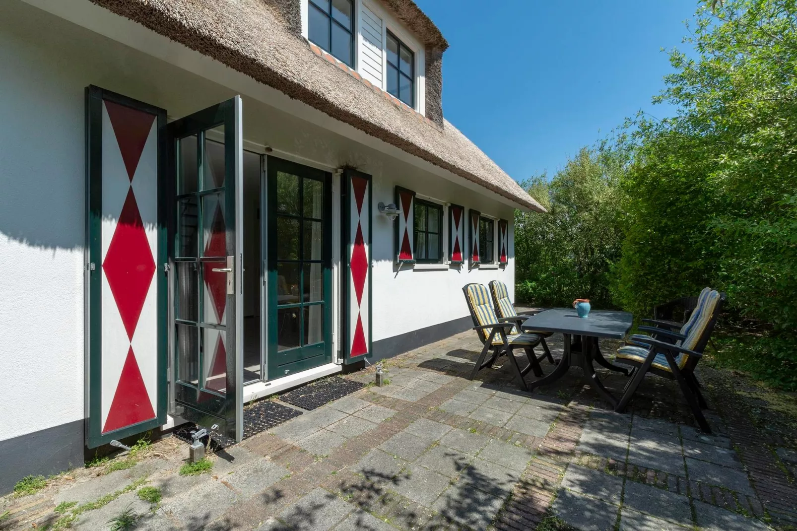 De Buitenplaats 98-Exterior in summer
