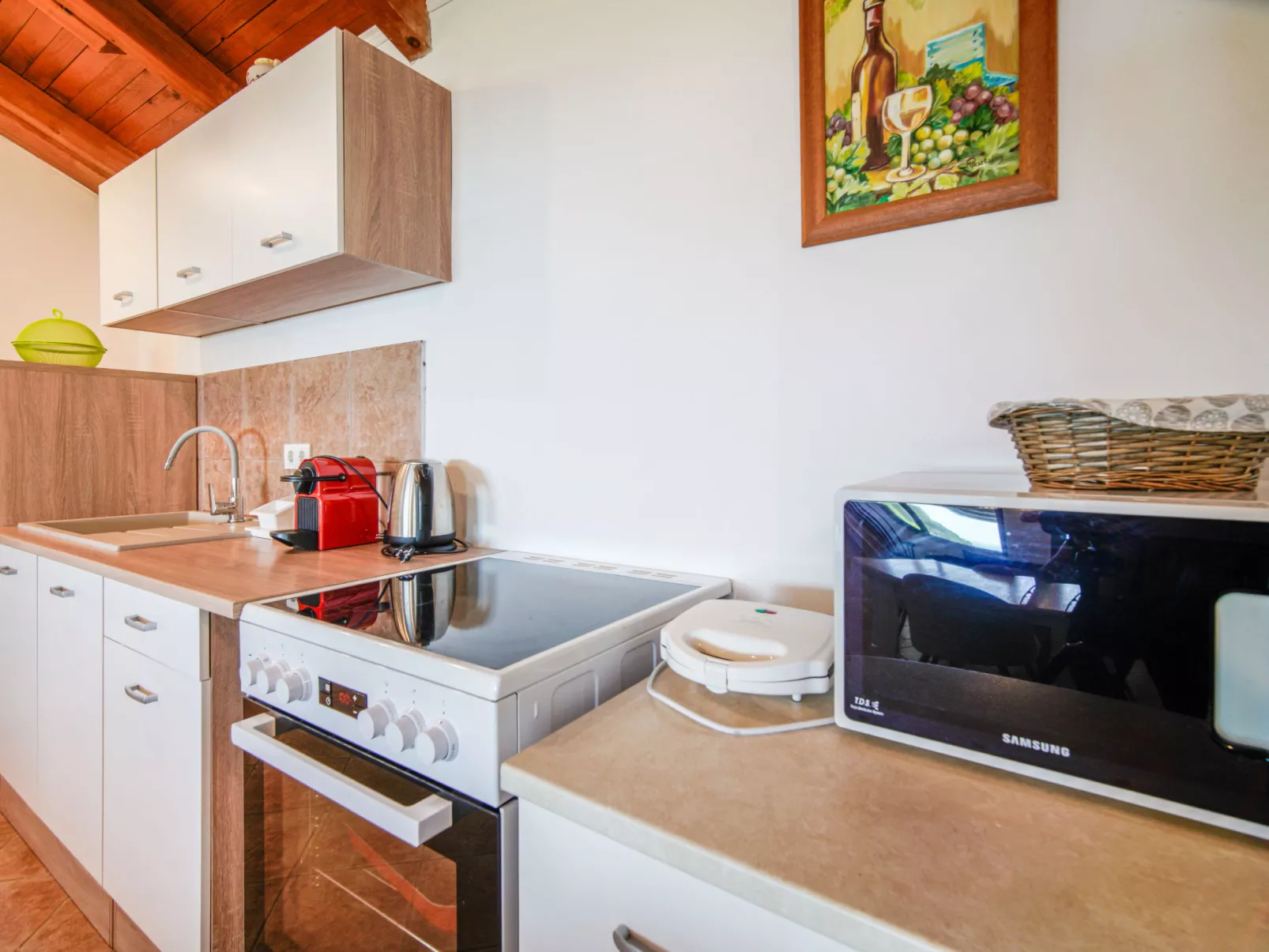 Dundo House-Inside