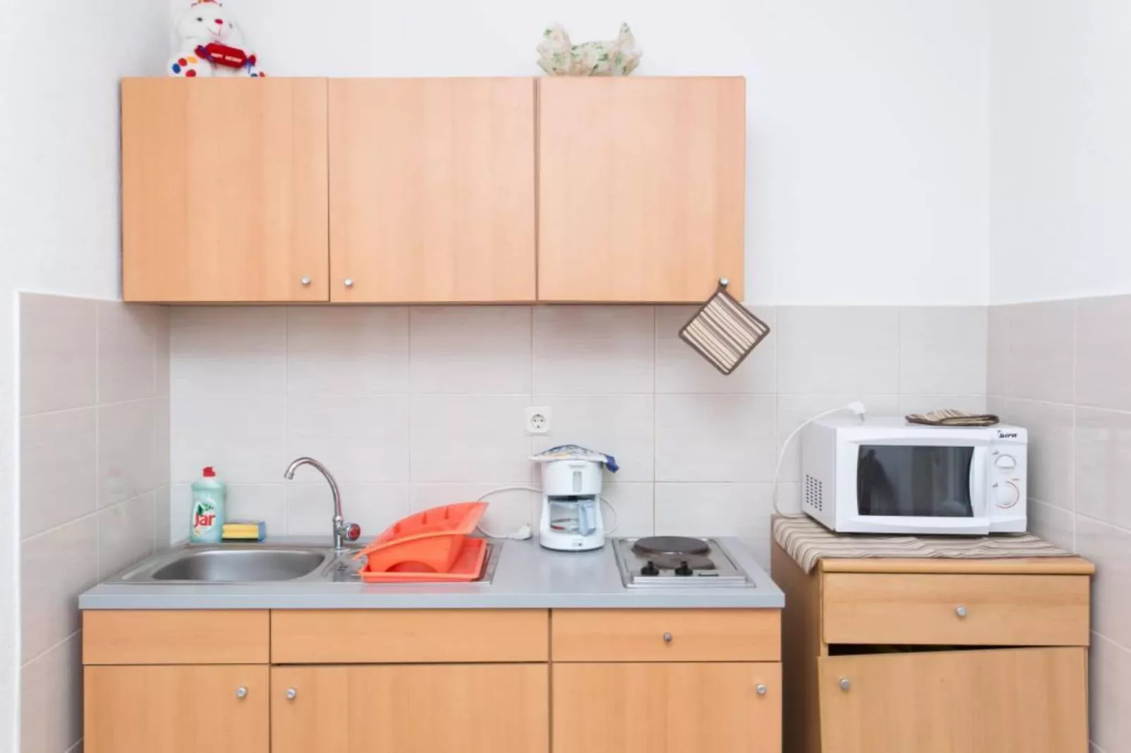 Apartments Anka - One-Bedroom Apartment with Balcony and Sea View-Kitchen