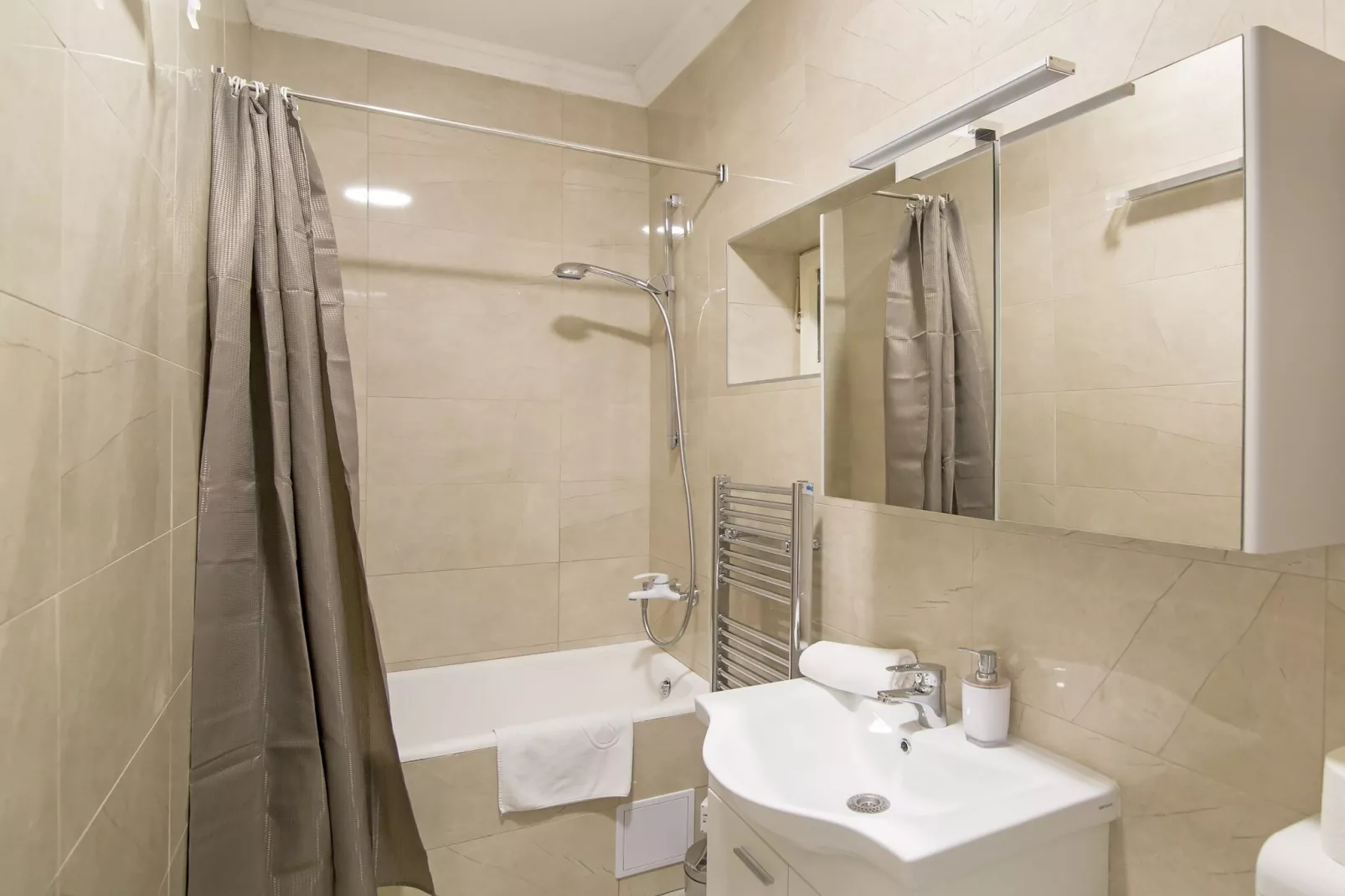 Apartments Isabora - Two-Bedroom Apartment with Terrace and Partial Sea View (Nea)-Salle de bain