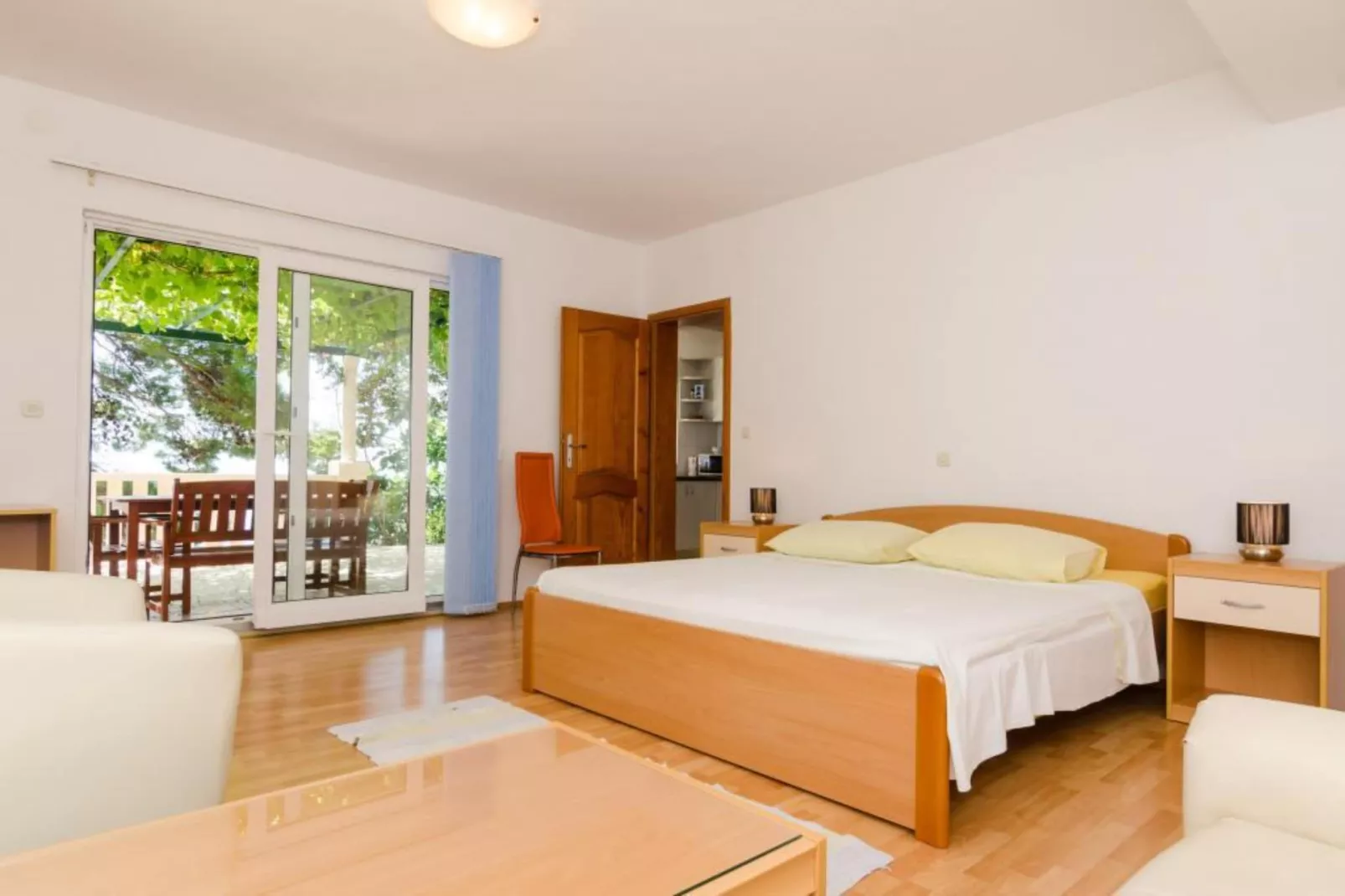 Apartments Plavac Mali- Comfort One Bedroom Apartment with Terrace and Sea View-Schlafzimmer