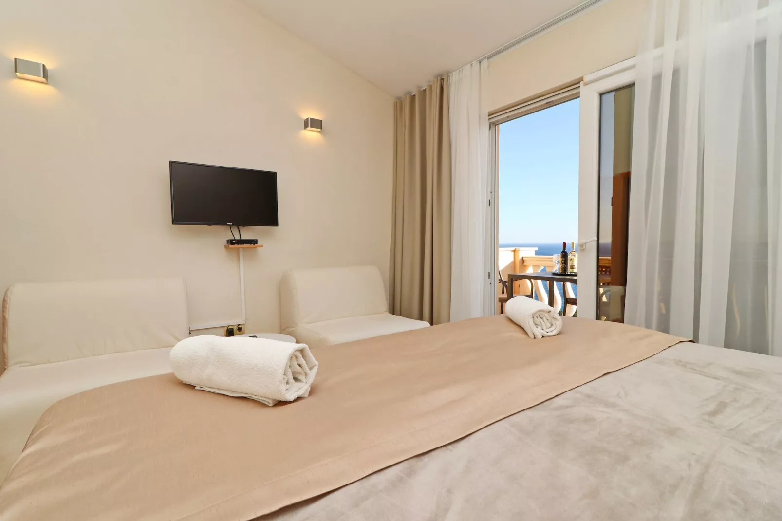 Hotel Pansion Villa Antonio - Two Bedroom Suite with Balcony and Sea View 25seaview - Bedroom