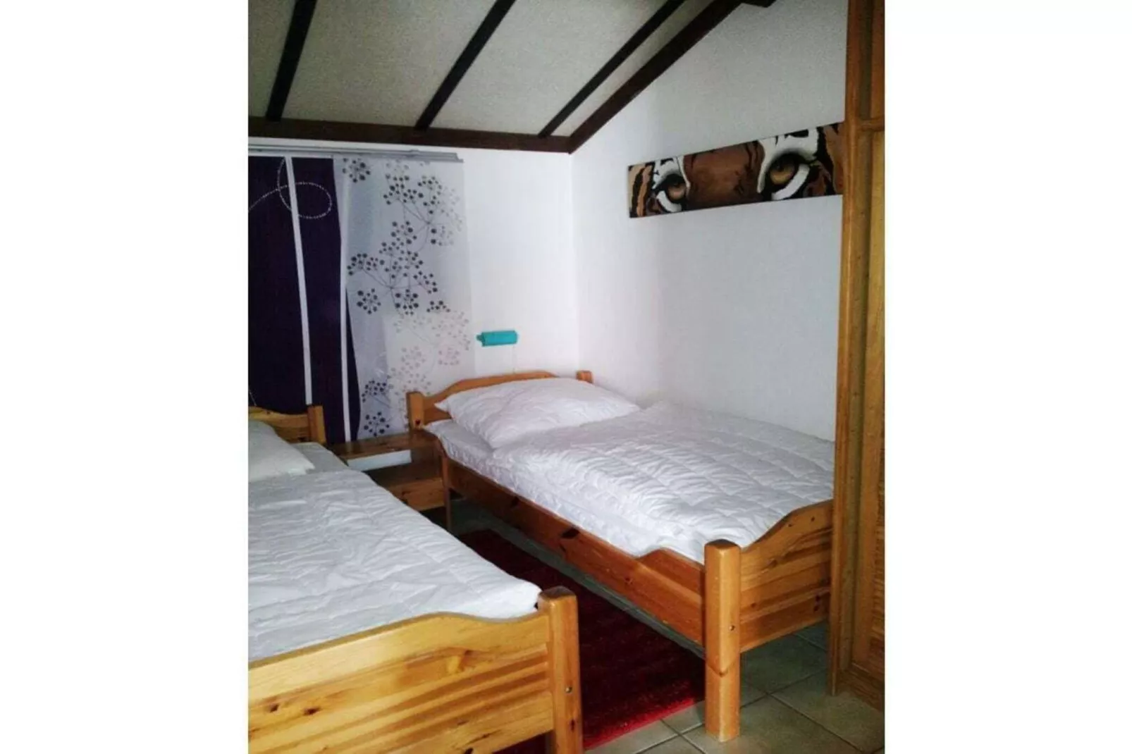 58153-Bedroom