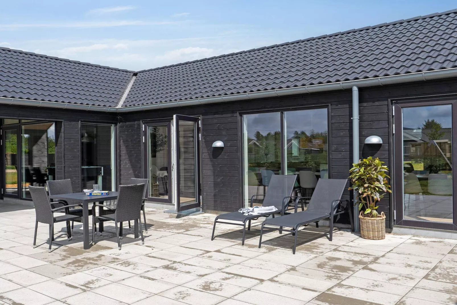 5 etoiles maison de vacances a Nørre Nebel-Extérieur