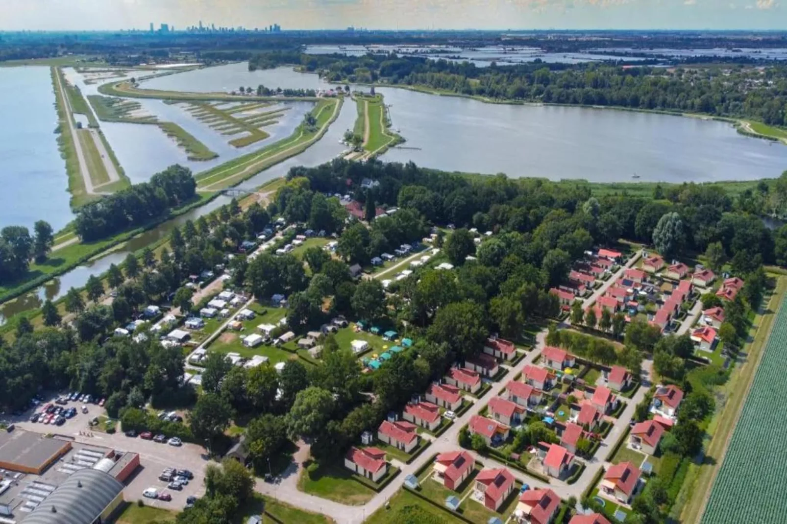 Gelijkvloerse vakantiewoning 6p huisje 17-Zones été à 20 km