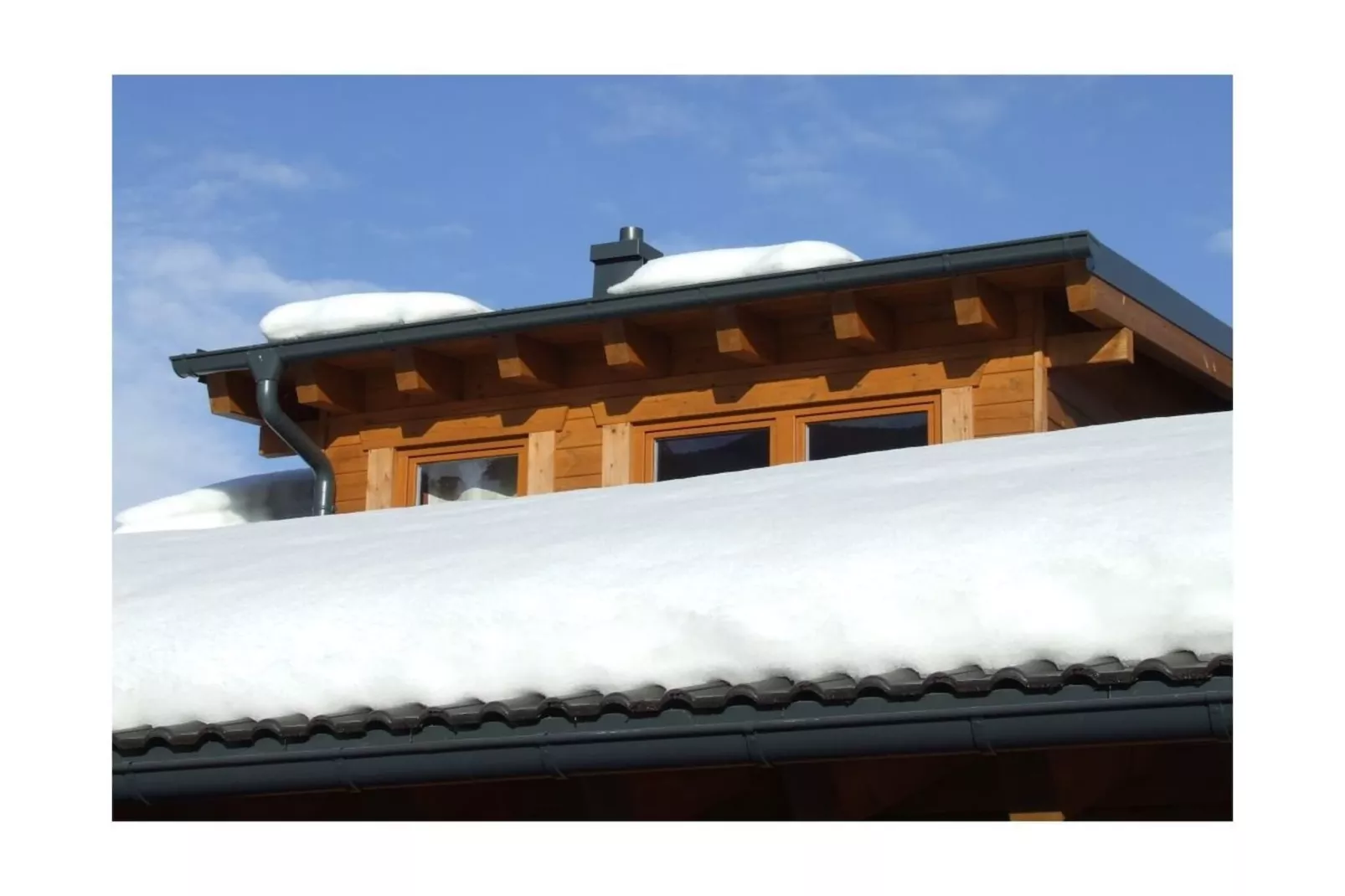 38660-Exterior in winter