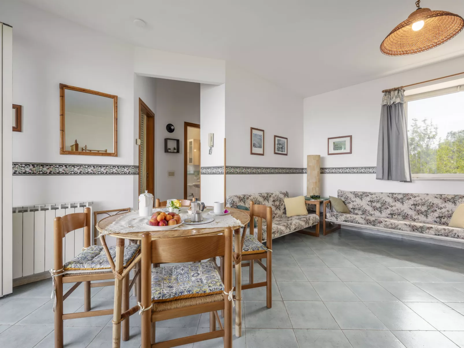 Cicladi Naxos-Dedans