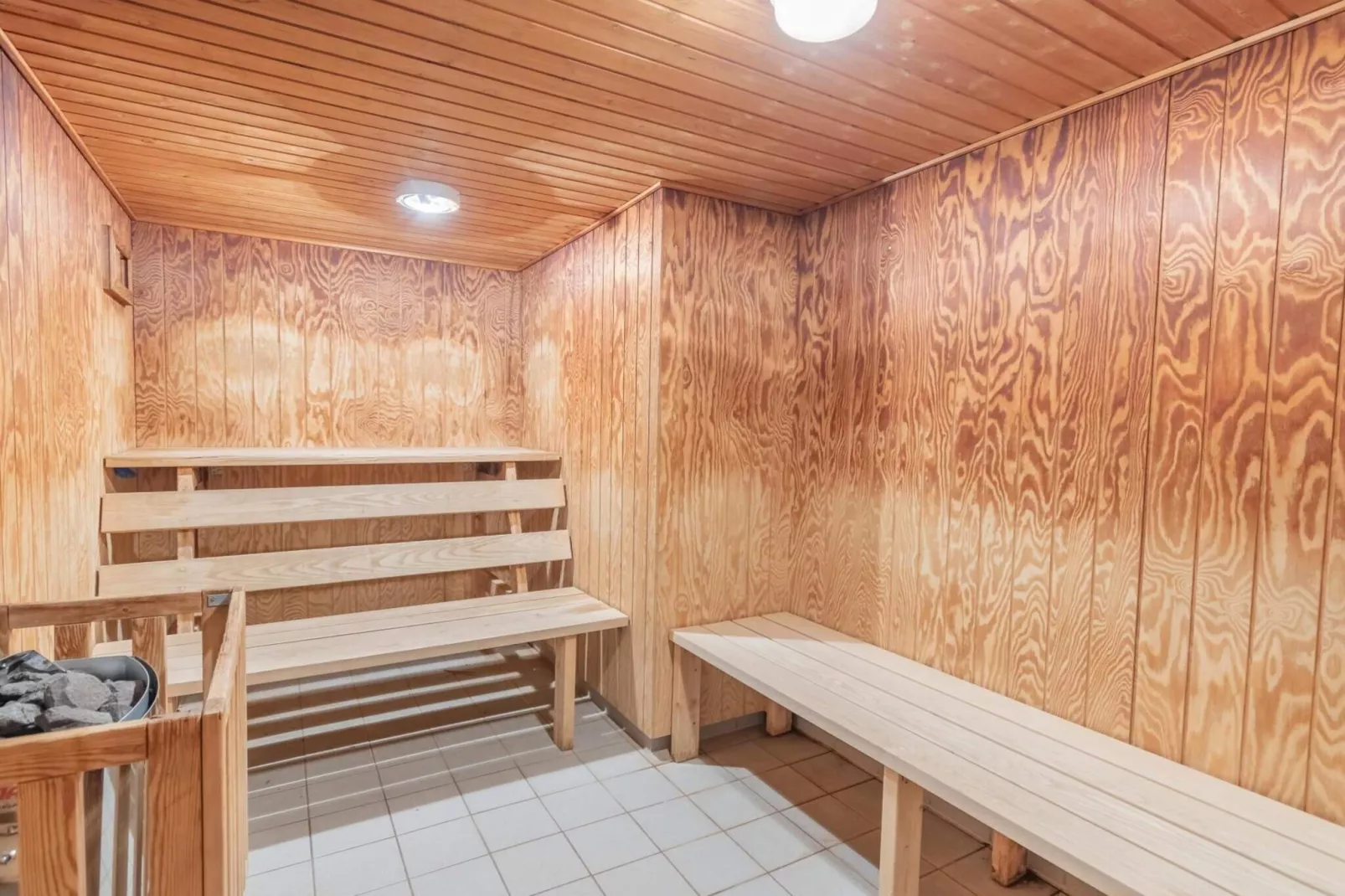 4 Sterne Ferienhaus in Fanø-Wellnessbereich