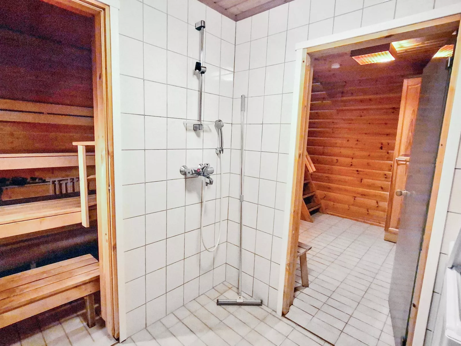 Alppi 7b paritalo-Dedans