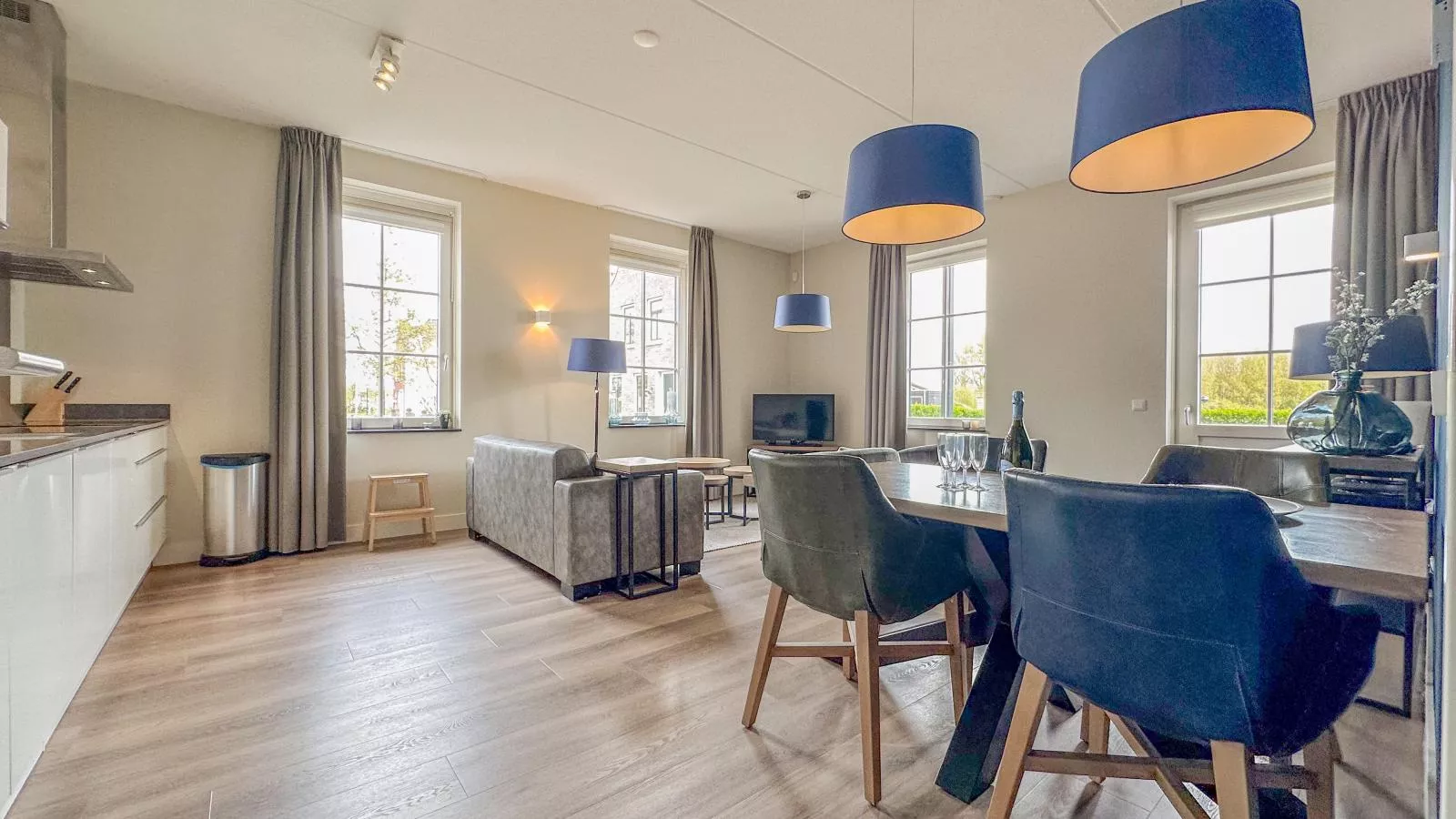 Garden de luxe 27B-Cuisine