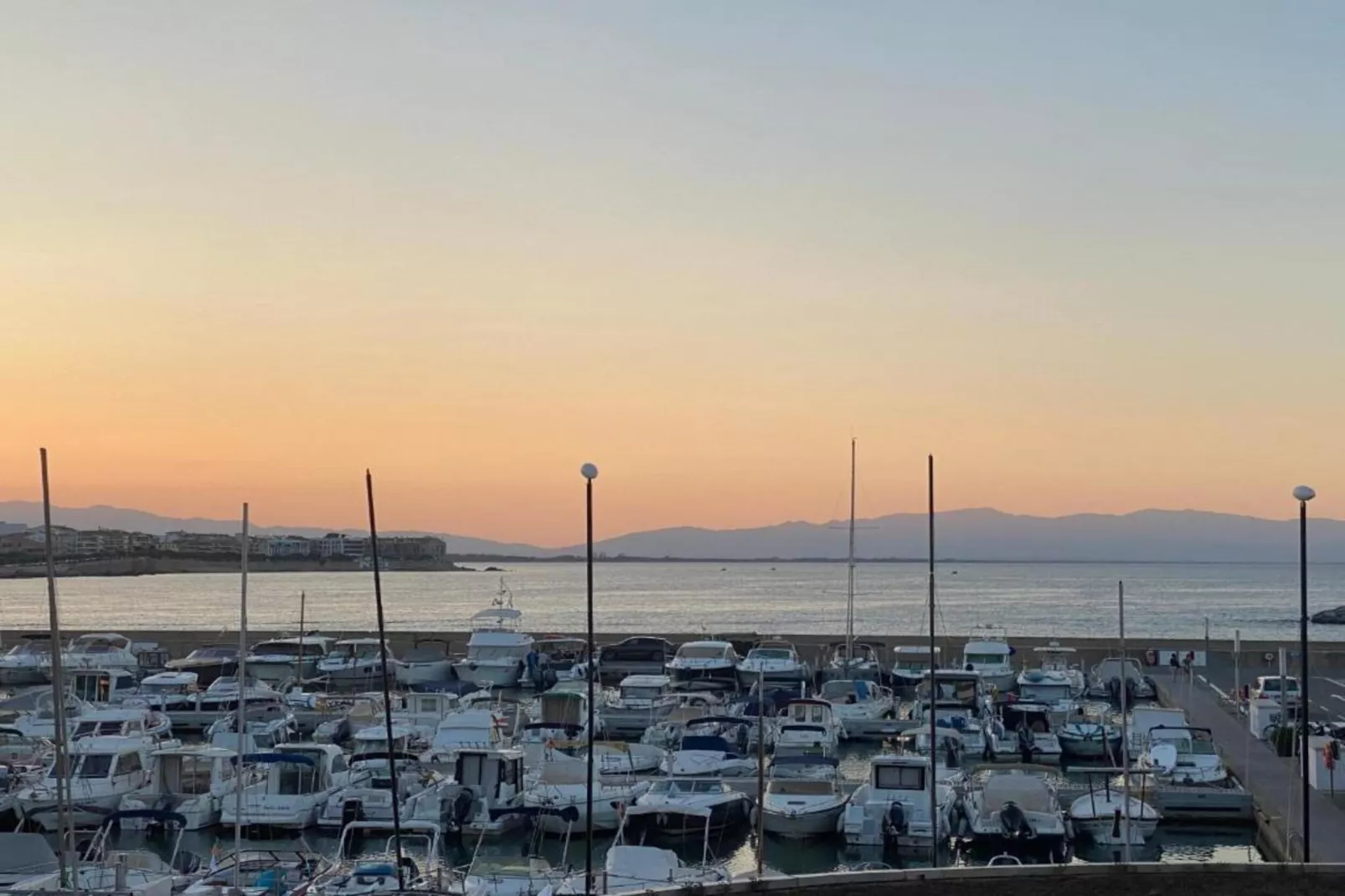 Can Tarra 2-Areas within 1km in summer
