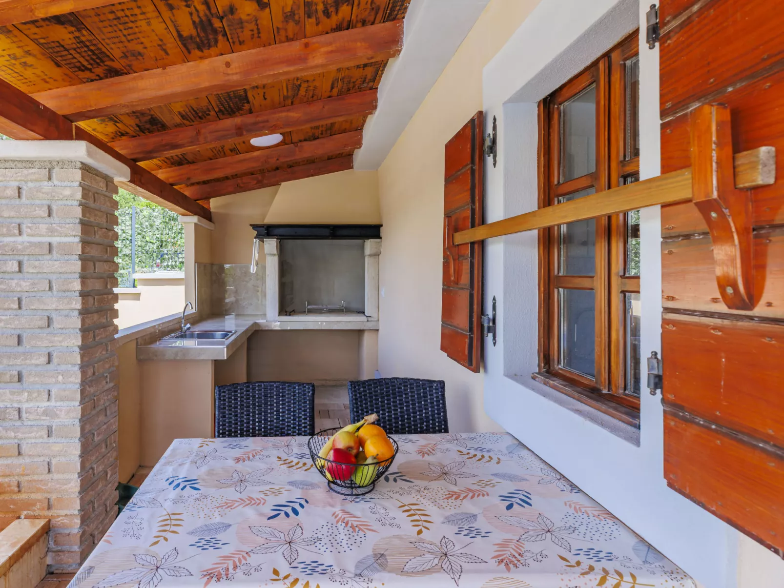 Santina-Outside