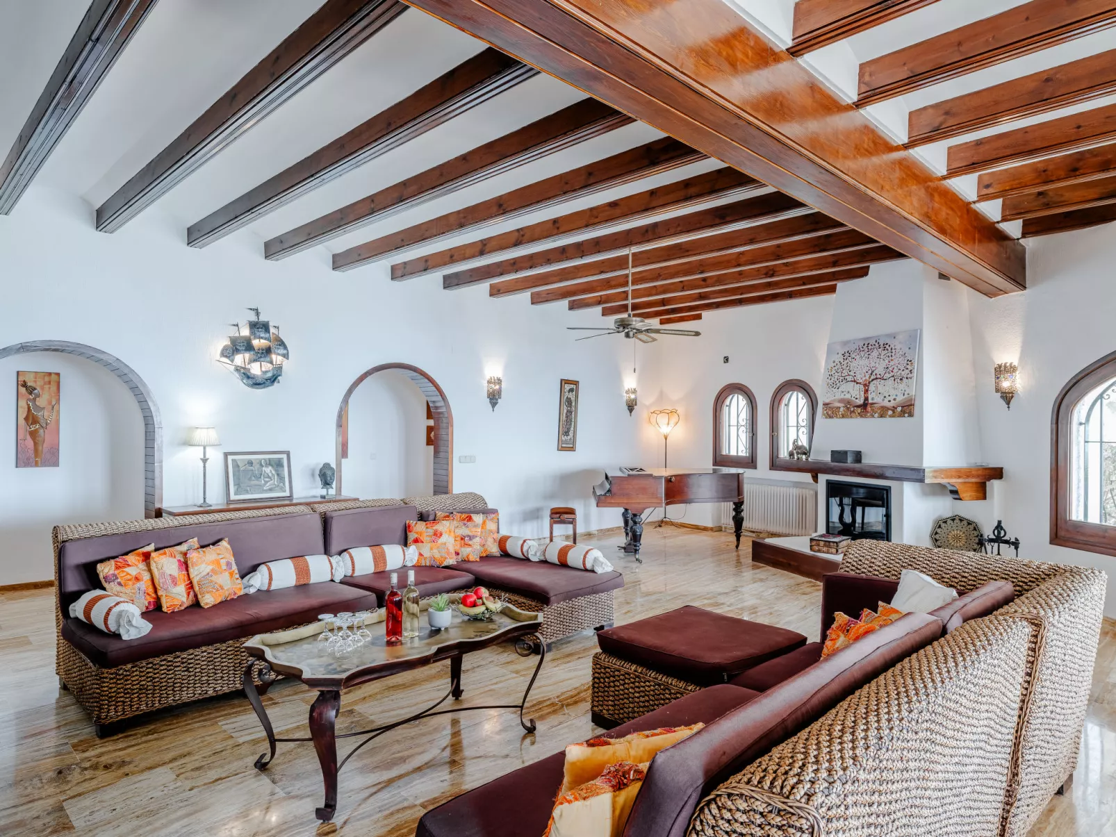 Casela-Dedans