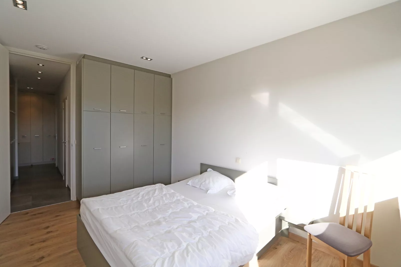 ZWYNELANDE 04 B37  Stpl-Schlafzimmer