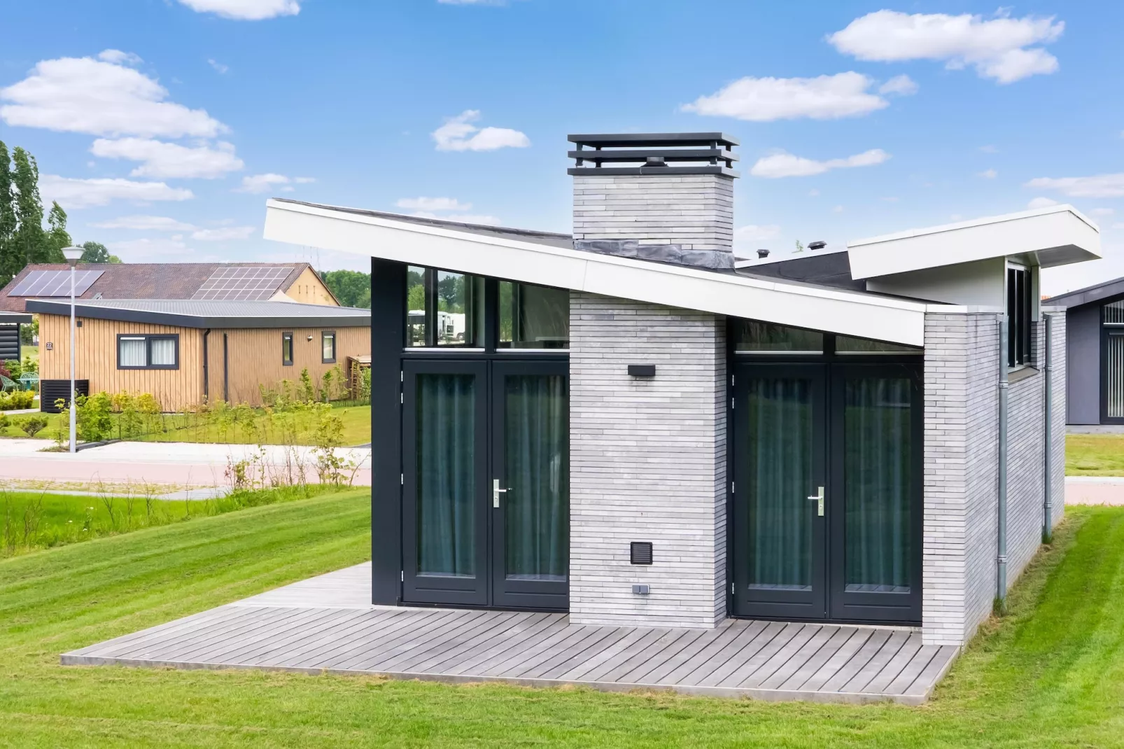 Kaag-Exterior summer