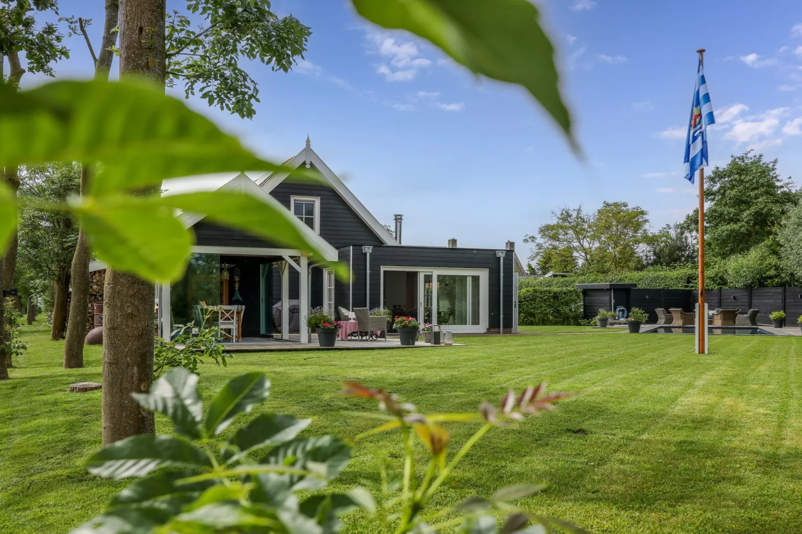 Groeneweg 6 in Wissenkerke-Exterior summer