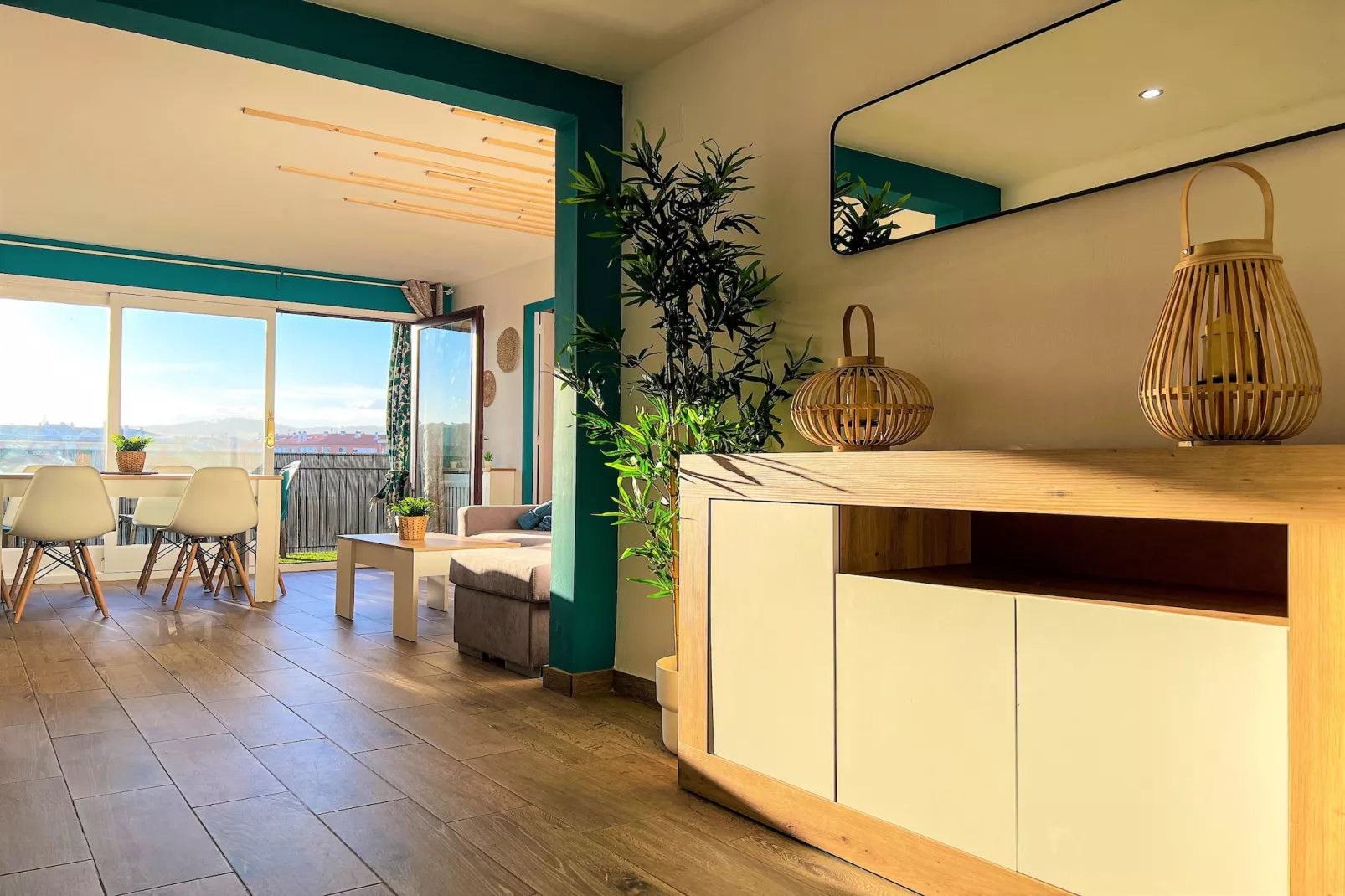 Vivalidays Kaylo - Fenals - LLoret de Mar-Esszimmer