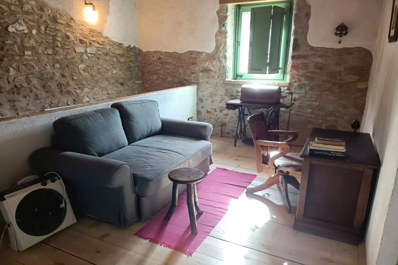Vivalidays Casa Rural Anna   Mieres  Gerona-Salon
