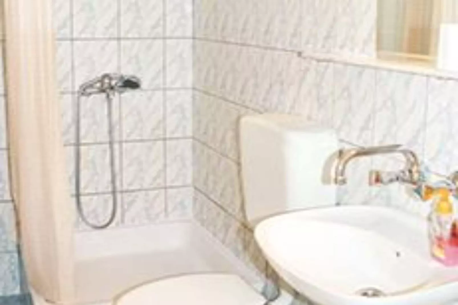 Apartments Antonio - One Bedroom Apartment with Terrace (Apartment C)-Badezimmer