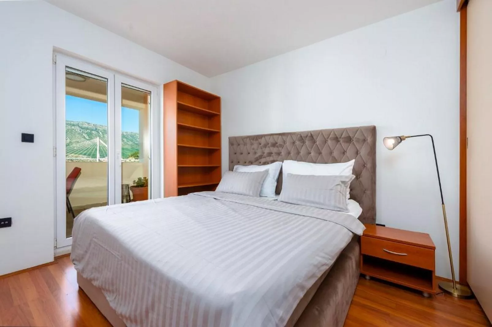 Apartments Meri & Karla - Two Bedroom Apartment with Balcony and Bridge View (Meri)-Bedroom