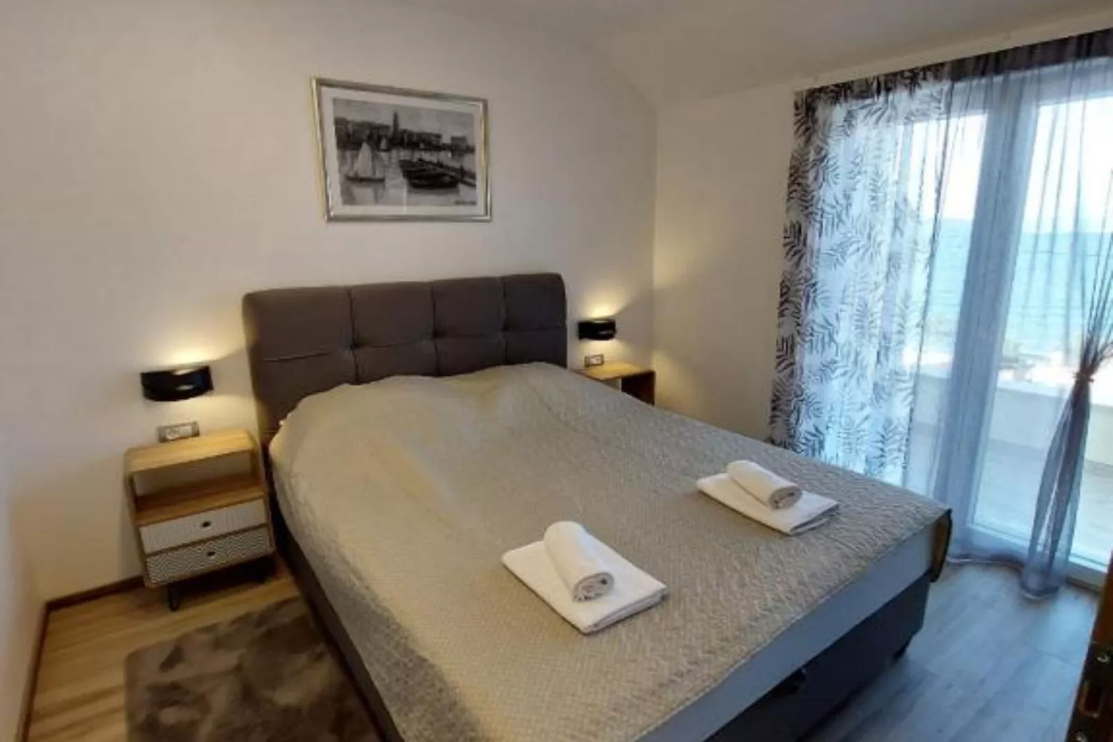 Villa Tamaris - Two Bedroom Holiday Home with Terrace and Swimming pool-Bedroom