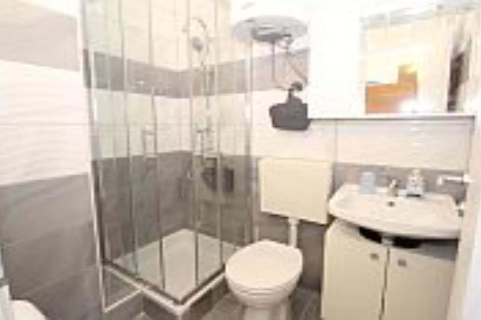 Apartments Jović - Two Bedroom Apartment with Terrace (A3)-Bathroom