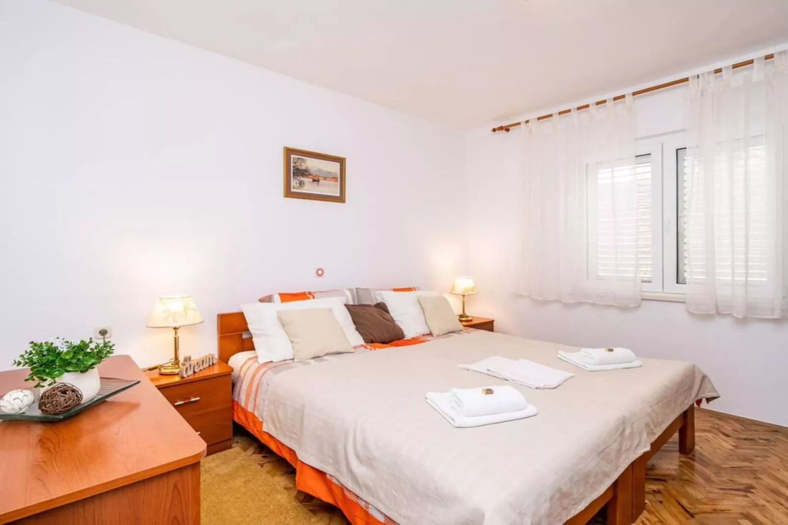 Apartment Nature View  - Three Bedroom Apartment with Jacuzzi-Bedroom