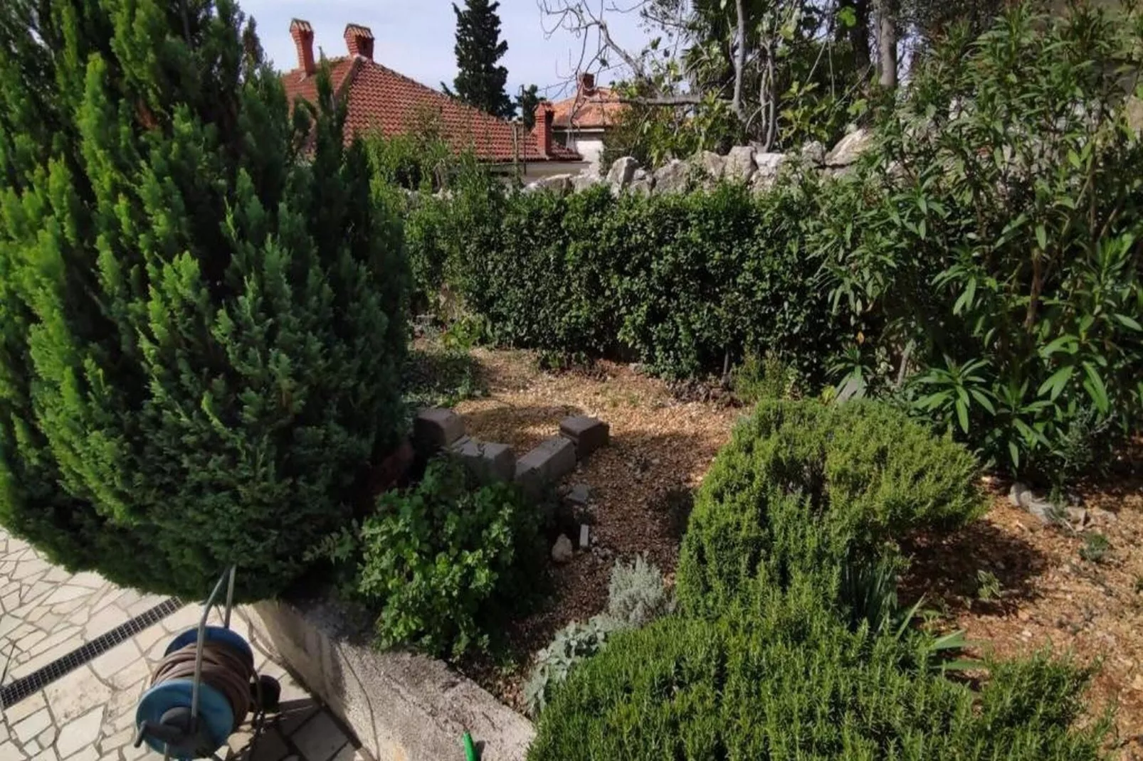 Apartment Idea - One Bedroom Apartment with Balcony and Sea View - A1 - Biser (865675902)-Gardens in summer