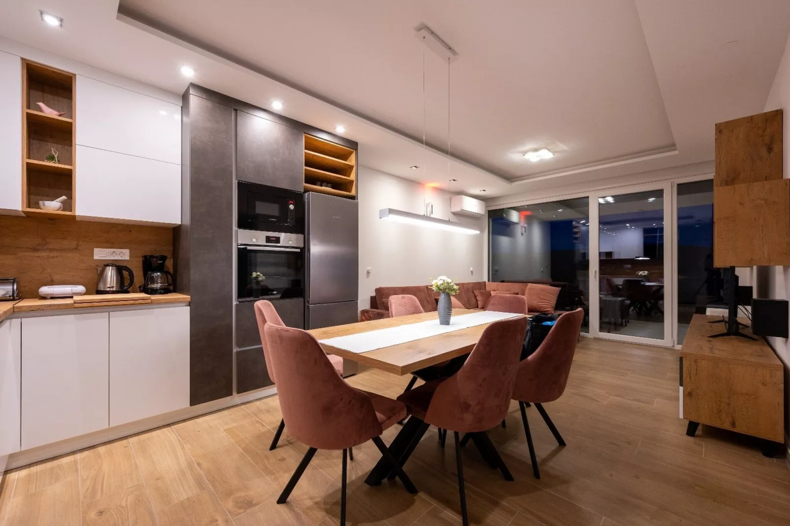 Exquisite and Stylish Apartment Trogir - Two Bedroom  Apartment with Terrace-Salle à manger