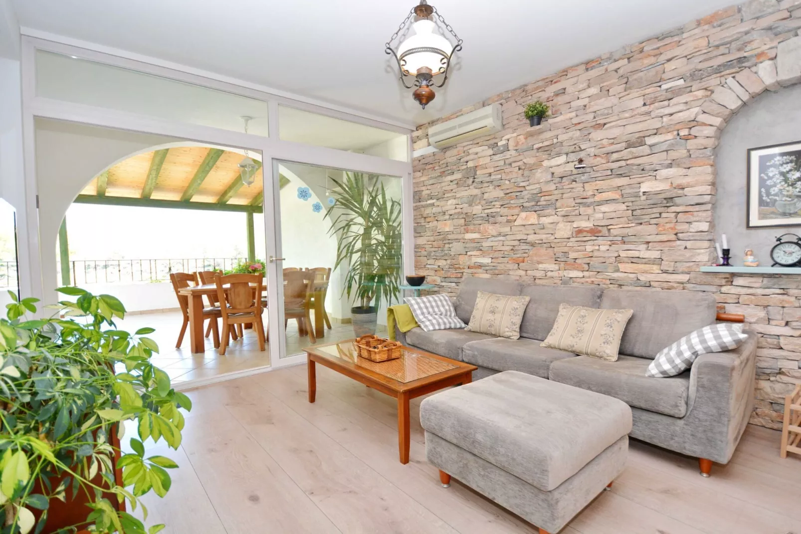 Blissful Bay Apartments Vrboska - Two Bedroom Apartment with Terrace (owner Kadulja)-Living room