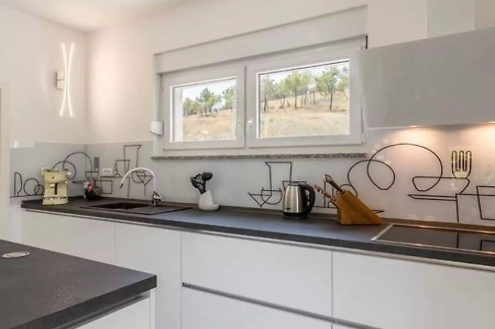 Modern & Stylish Villa with Private Pool - Four Bedroom Villa with Pool-Küche
