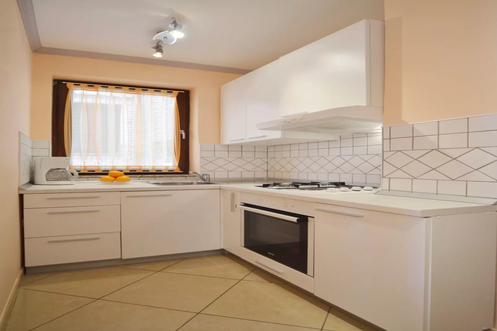 Coastal Breeze Apartment in Rovinj-Kitchen