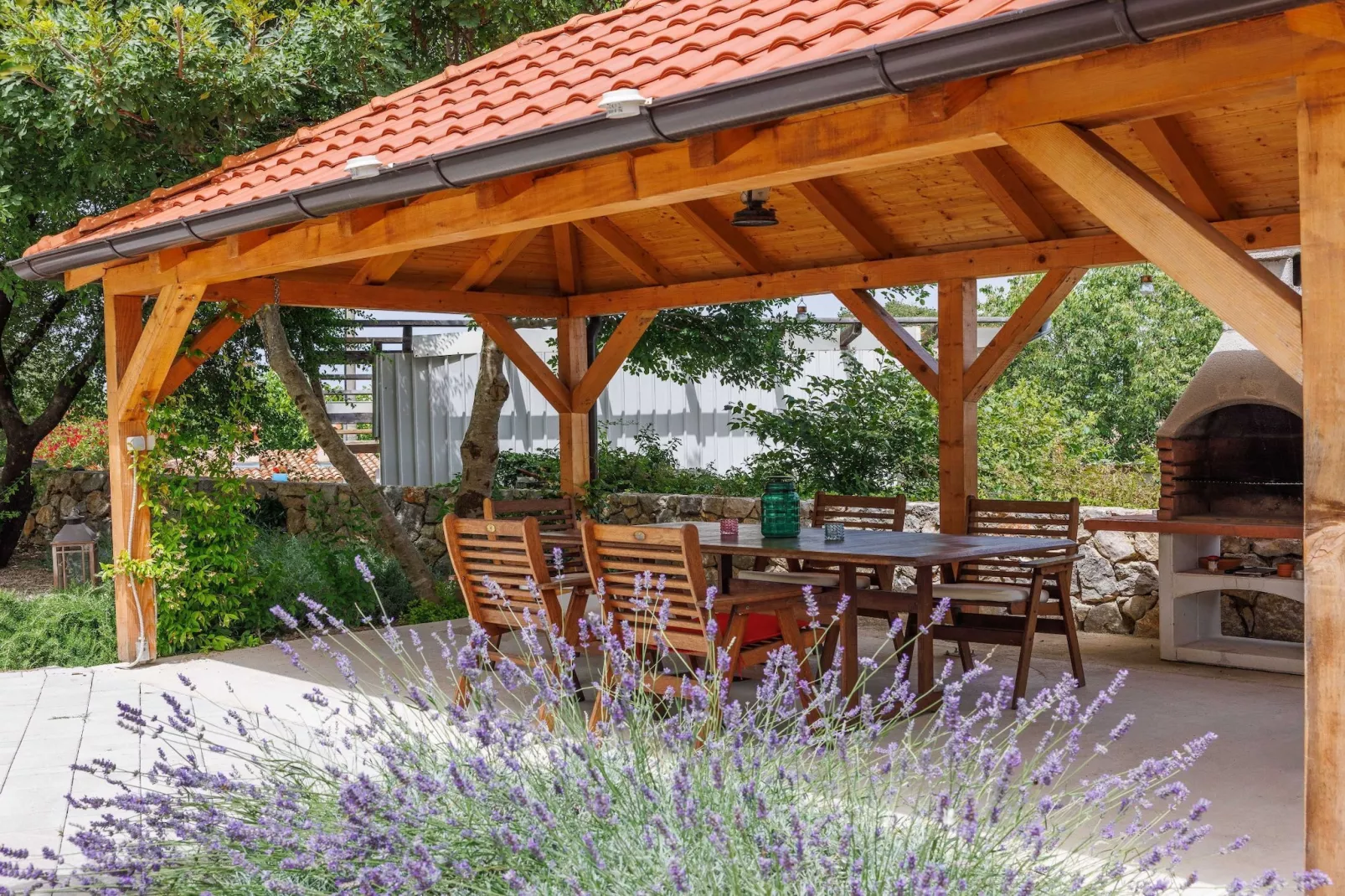 Wonderful Krk Island Stay: Shared Pool, Grill Patio, and Nearby Beaches - Studio Apartment-Extérieur