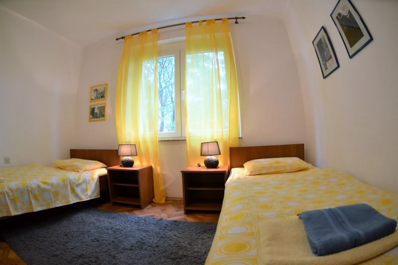Bright and Breezy Apartment with Terrace and Sea View - Two Bedroom Apartment with Terrace and Sea View-Bedroom