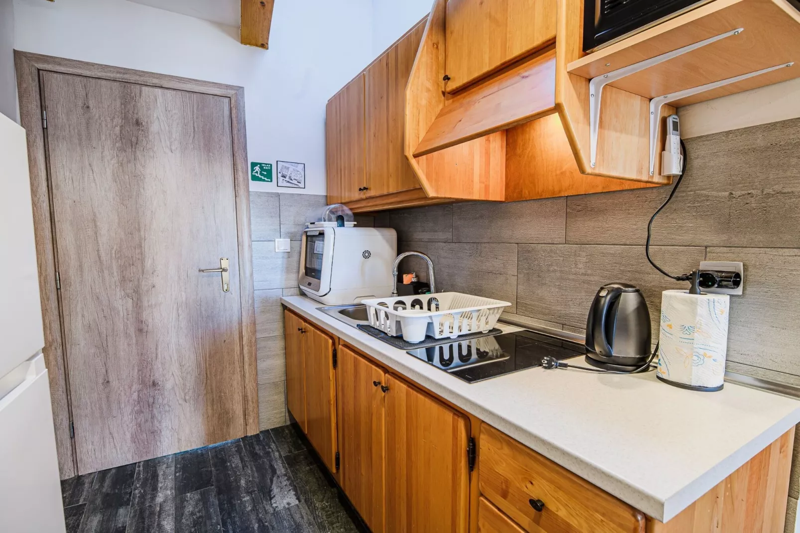 Sleek and Stylish Umag Apartments with Sea View - Comfort Two Bedroom Apartment with Terrace (owner 3)-Cuisine