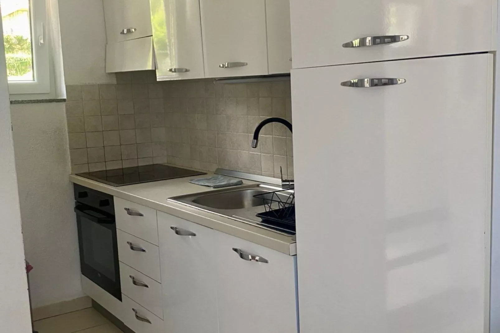 Luxury Lovran Apartments with Swimming Pool - Standard One Bedroom Apartment-Küche