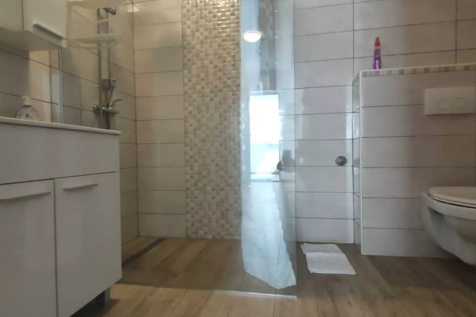 Apartments Krk with Sea View and Terrace - Standard Two Bedroom Apartment with Sea View ant Terrace (owner first floor)-Badezimmer